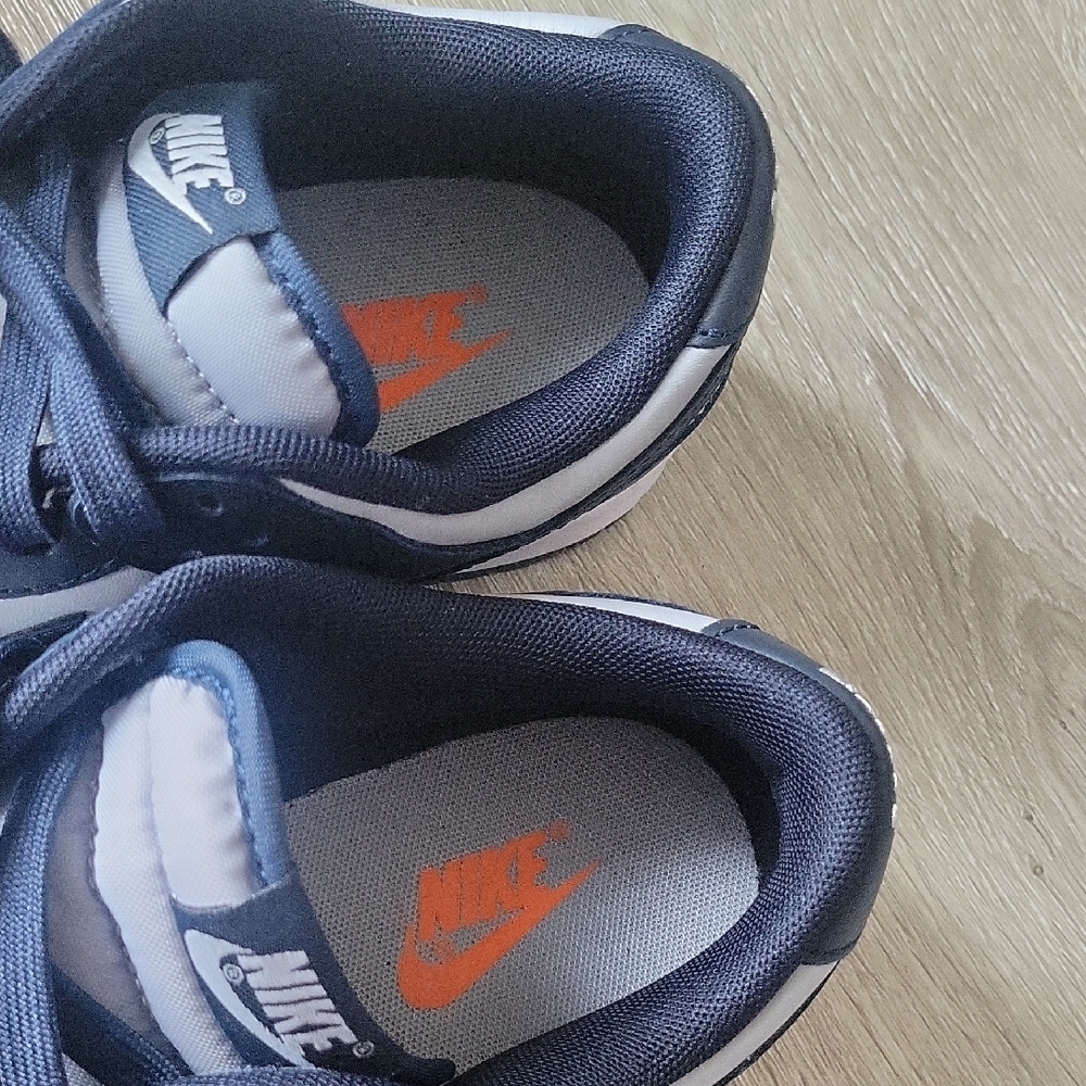 Nike Georgetown Dunk Retro Low Navy and Gray Sneakers Size 9 - Picture 7 of 12